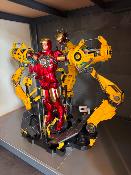 Iron Man 2 Figurine 1/6 Iron Man Mark IV with Suit-Up Gantry 32cm | Hot Toys