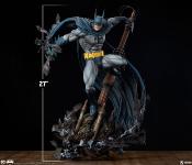 DC Comics statuette Premium Format Batman 68 cm | SIDESHOW