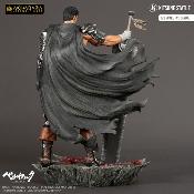 Berserk - Figurine PVC 1/8 Guts (Devant l'Église) Akihabara Legend Figure 30 cm | Kitsune Statue