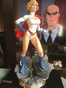 Power Girl Premium Format EXCLUSIVE | Sideshow