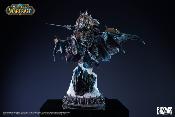 World of Warcraft Roi-Liche Arthas Menethil sur Invincible 36cm Statue Premium Blizzard Sideshow Deuillegivre Heaume Domination Warcraft WoW