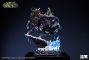 World of Warcraft Roi-Liche Arthas Menethil sur Invincible 36cm Statue Premium Blizzard Sideshow Deuillegivre Heaume Domination Warcraft WoW