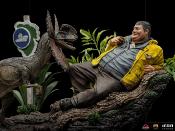 Jurassic Park Statuette 1/10 Art Scale Dennis Nedry meets the Dilophosaurus 21 cm | IRON STUDIOS