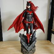 Batwoman 1/4 Premium Format DC COMICS Statue | Sideshow