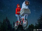 E.T. l´extra-terrestre statuette 1/10 Art Scale E.T. & Elliot 24 cm | IRON STUDIOS