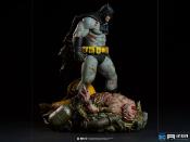 Batman: Dark Knight diorama 1/6 Batman 38 cm | Iron Studios