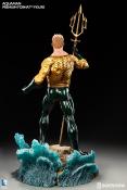 Aquaman DC Comics Premium Format Figure Statue Sideshow