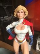 Power Girl Premium Format EXCLUSIVE | Sideshow