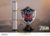 The Legend of Zelda Breath of the Wild statuette PVC Hylian Shield Standard Edition 29 cm |First 4 Figures