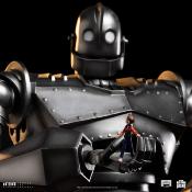 Le Géant de fer statuette 1/20 Demi Art Scale Iron Giant & Hogarth Hughes 60 cm