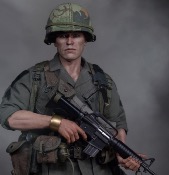 Platoon figurine 1/6 Sergeant Elias 30 cm I DAMTOYS