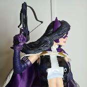 Huntress Premium Format DC COMICS| Sideshow