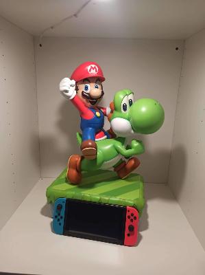 Mario & Yoshi - Super Mario | First 4 Figures