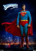 Superman statuette Premium Format Superman: The Movie 52 cm | Sideshow