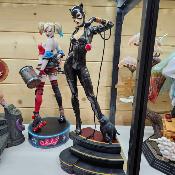 Catwoman Premium Format™ Figure DC Comics | Sideshow Collectibles