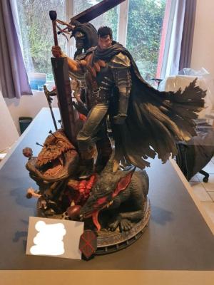 Guts  1/4 Berserk Black Swordman Version Exclusive |  Prime 1