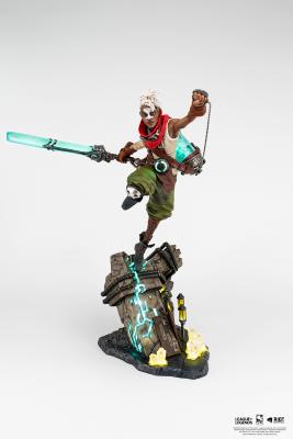 Ekko 1/4 League Of Legends statue | Pure Arts 