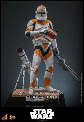 Star Wars: The Clone Wars figurine 1/6 212th Attack Battalion Clone Trooper Deluxe Version 30 cm | HOT TOYS