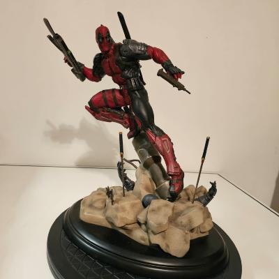 DEADPOOL 1/6  | SEMIC DISTRIBUTIONS