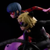 Miraculous statuette 1/10 Deluxe Art Scale Lady Bug and Cat Noir Signed Edition 23 cm | IRON STUDIOS