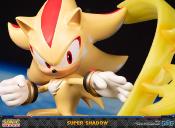 Sonic the Hedgehog statuette Super Shadow 50 cm | First 4 Figures