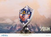 The Legend of Zelda Breath of the Wild statuette PVC Hylian Shield Standard Edition 29 cm |First 4 Figures