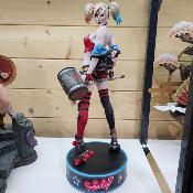 Harley Quinn: Hell on Wheels Premium Format | Sideshow Collectibles
