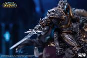 World of Warcraft Roi-Liche Arthas Menethil sur Invincible 36cm Statue Premium Blizzard Sideshow Deuillegivre Heaume Domination Warcraft WoW