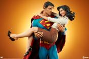 DC Comics diorama Superman & Lois Lane 56 cm | SIDESHOW