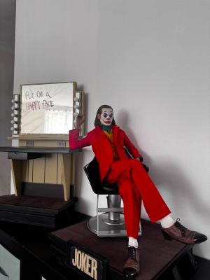 Joker Statue 1/3 Arthur Fleck Deluxe Version 56cm | Queen Studios