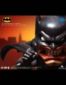 Batman 28 cm DC Cartoon Series statuette | Queen Studios