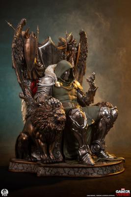 Marvel Rivals Gamerverse – Statuette 1/3 Dr. Doom 69 cm | PCS Collectibles