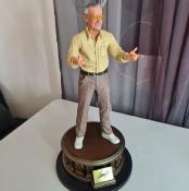 Stan Lee 1/4 Legacy Replica Marvel Statue | Iron Studios