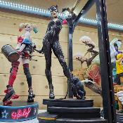 Catwoman Premium Format™ Figure DC Comics | Sideshow Collectibles