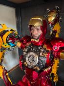 Iron Man 2 Figurine 1/6 Iron Man Mark IV with Suit-Up Gantry 32cm | Hot Toys