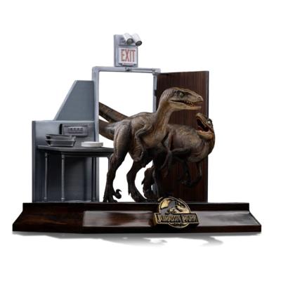 Jurassic Park statuette 1/10 Art Scale Raptors at the Kitchen's Door 28 cm | IRON STUDIOS