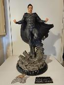 Superman Black Suit – Statue Collector | DC Comics (Dépôt-vente)