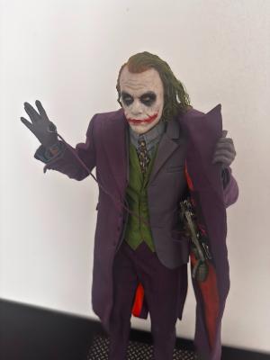 The Dark Knight Statue 1/4 Heath Ledger Joker Regular Edition 52cm | Queen Studios