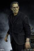 Frankenstein statuette Premium Format Mixed Media Frankenstein (Fabric Costume) 57 cm | SIDESHOW
