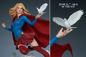 Supergirl Premium Statue | Sideshow