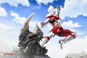 ULTRAMAN VS BLACK KING 1/4 REGULAR EDITION | Pure Arts