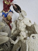 WONDER WOMAN COURAGE 1/6 SCALE DIORAMA (MARBLE) I XM STUDIOS