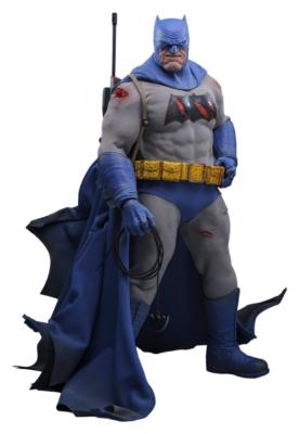 Batman The Dark Knight Returns Figurine 1/6 Comic Masterpiece Batman Battle Damaged 32cm Hot Toys