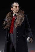 Dracula statuette Premium Format Van Helsing (Peter Cushing) 55 cm | SIDESHOW