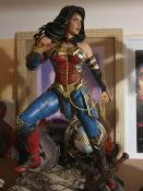 Wonder Woman 1/4 DELUXE Version Injustice 2 | Prime 1 Studio