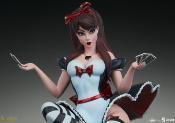 Fairytale Fantasies Collection statuette Alice in Wonderland Game of Hearts Edition 34 cm | Sideshow