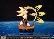 Sonic the Hedgehog statuette Super Shadow 50 cm | First 4 Figures