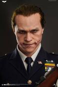 The Joker (Police Uniform) 87 cm 1/1  The Dark Knight buste | Queen Studios 