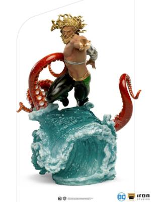 Aquaman 26 cm DC Comics statuette 1/10 Deluxe Art Scale | Iron Studios