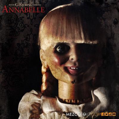 Conjuring : Les Dossiers Warren réplique poupée Annabelle 46 cm | MEZCO